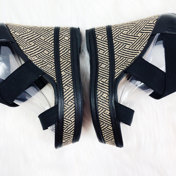 [QUPID] Strappy Wicker Wedges - Picture 3 of 8